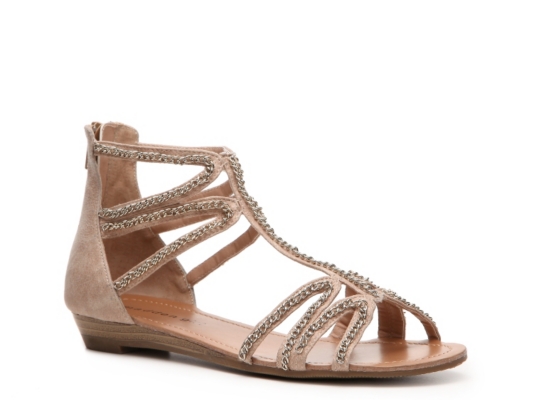 Madden Girl Tantrrum Flat Sandal