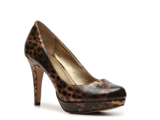 Circa Joan & David Pearly Pump