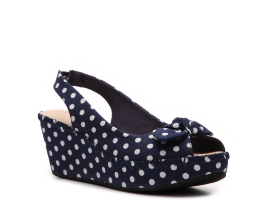 Restricted Gorgeous Wedge Sandal