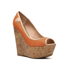 guess tan wedges