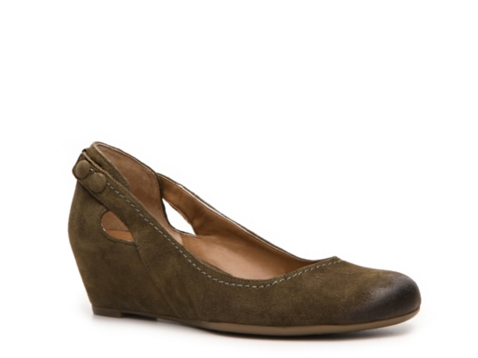 Franco Sarto Ina Wedge Pump