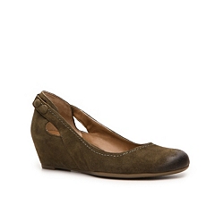franco sarto aberdeen wedge pump