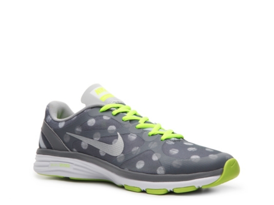 Nike Dual Fusion TR Lightweight Cross Training Shoe