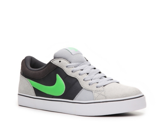 Nike Isolate LR Skate Shoe