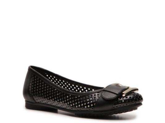 Bandolino Baylee Flat