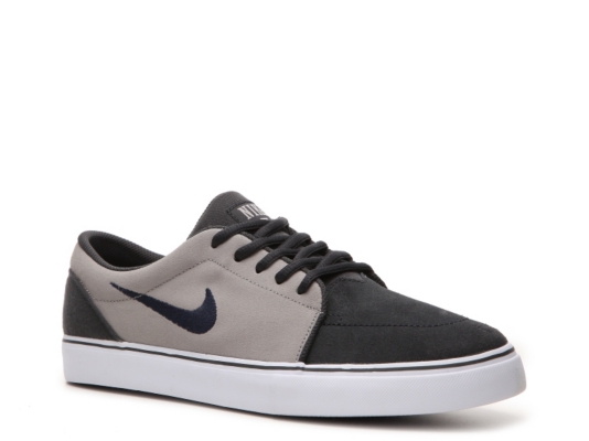 Nike Satire Skate Sneaker