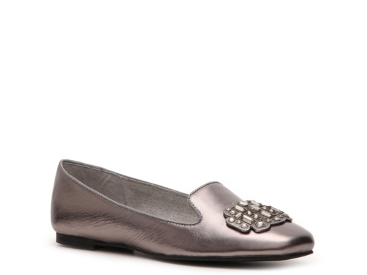 Tahari Michelle Flat