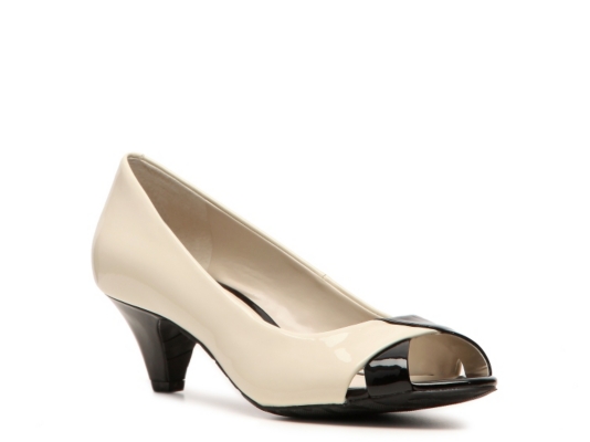 AK Anne Klein Riva Pump