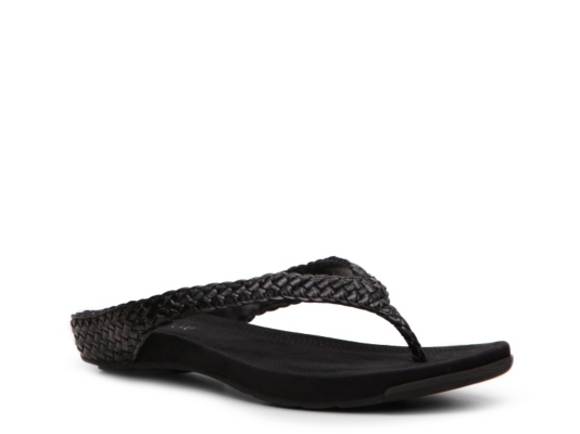 Kenneth Cole Reaction In The Park Flat Sandal