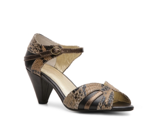 Seychelles At First Sight Pump