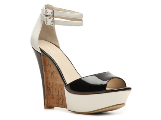 Levity Willow Wedge Sandal