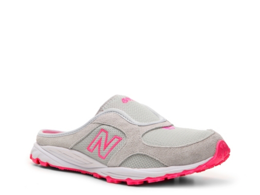 New Balance 692 Slip-On Sneaker