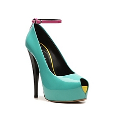 dsw pumps with straps