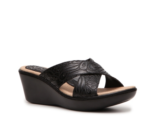 b.o.c Saura Wedge Sandal