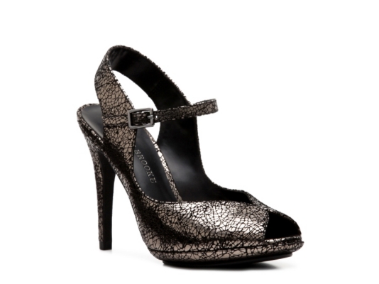 Audrey Brooke Jana Pump