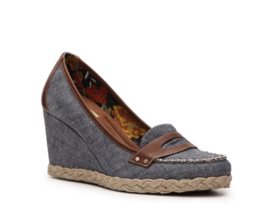 Dr. Scholls Brilliant Wedge Pump