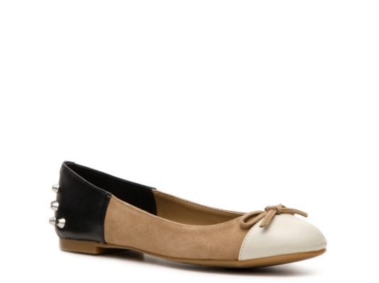 DV by Dolce Vita Zulu Flat