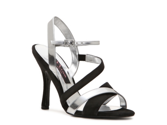 Nina Carmela Sandal