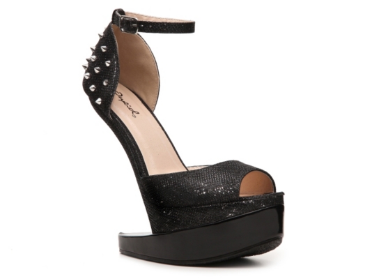 Qupid Bizarre-01 Sandal