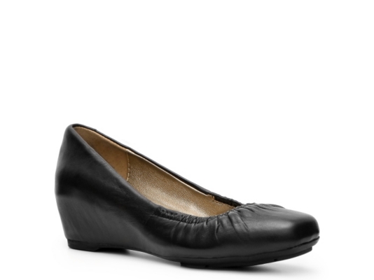 Me Too Jetty Wedge Pump