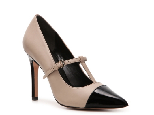 Pour La Victoire Carmendy Pump