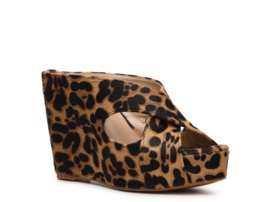 Obsession Rules Dara Wedge Sandal