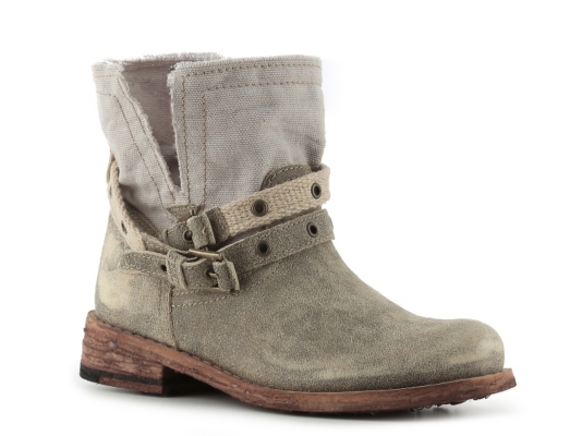 Felmini Buckle Strap Bootie
