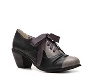 Restricted Whisper Oxford Pump