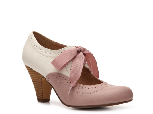 Chelsea Crew Sylvia Pump