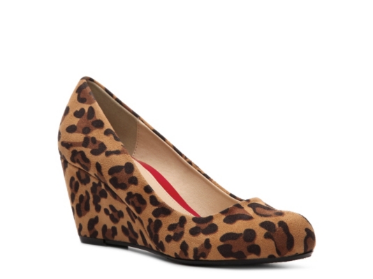 cl by laundry nilah platform pump