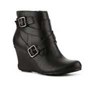 Kenneth Cole Reaction On The House Wedge Bootie
