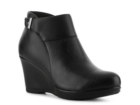 Clarks Camryn Fiona Wedge Bootie | DSW