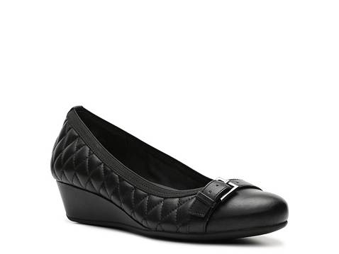 Kelly & Katie Athena Wedge Pump | DSW