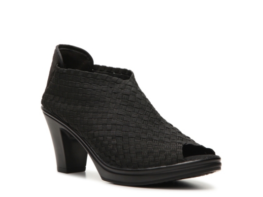 Bernie Mev Claire Pump