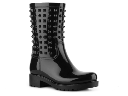 dirty laundry rain boots