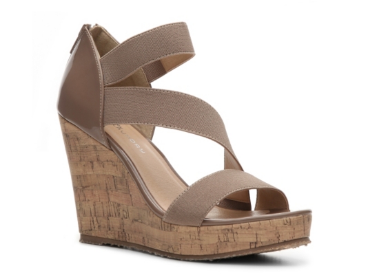 cl by laundry wedge sandal