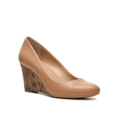 kelly and katie fassi wedge pump