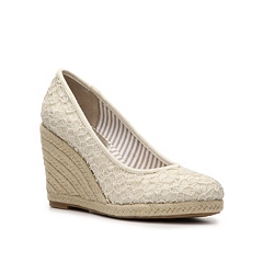 dsw wedge pumps