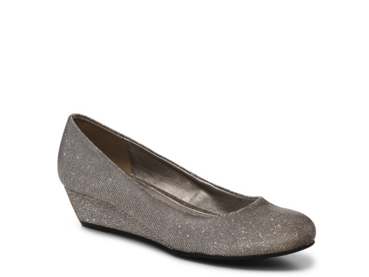 cl by laundry wedge pump