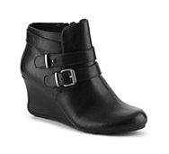 Kenneth Cole Reaction House Jump Wedge Bootie