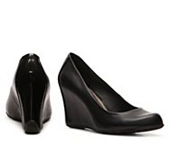 Kenneth Cole Reaction Did You Tell Wedge Pump
