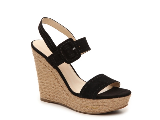 ladies beige sandals size 5