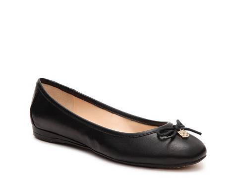 vince camuto ballet ria flat