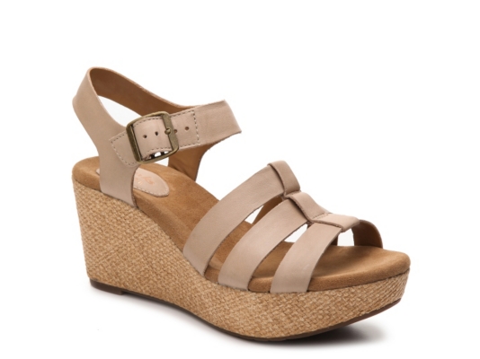 dsw clarks sandals