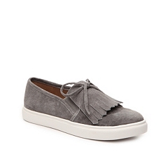 walking red tape shoes for men