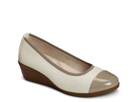 dsw blue pumps