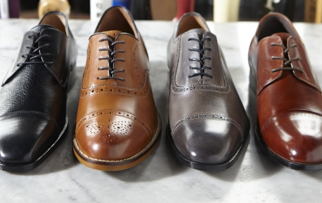MEN'S OXFORDS