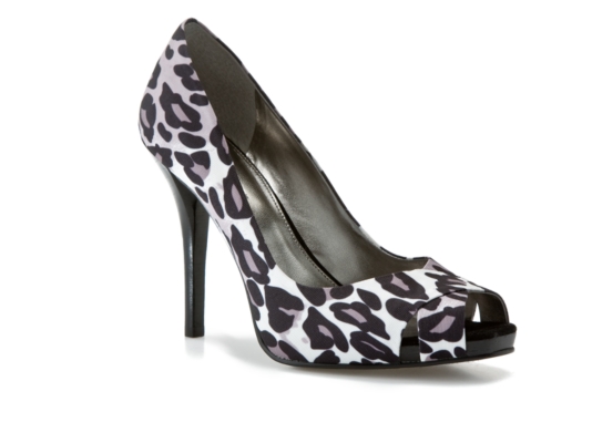 JONES NEW YORK Lagoon Cheetah Pump