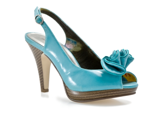 Madden Girl Krown Pump