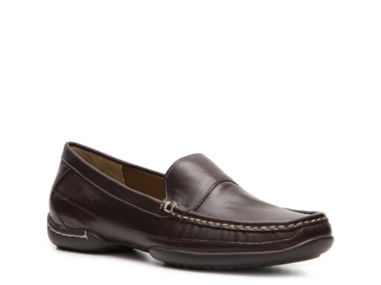 Bandolino Salina Leather Flat